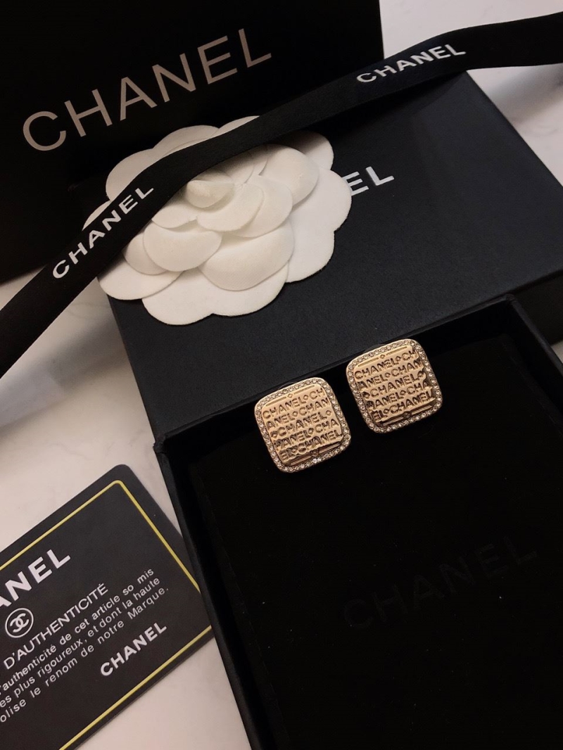Ch**el earrings